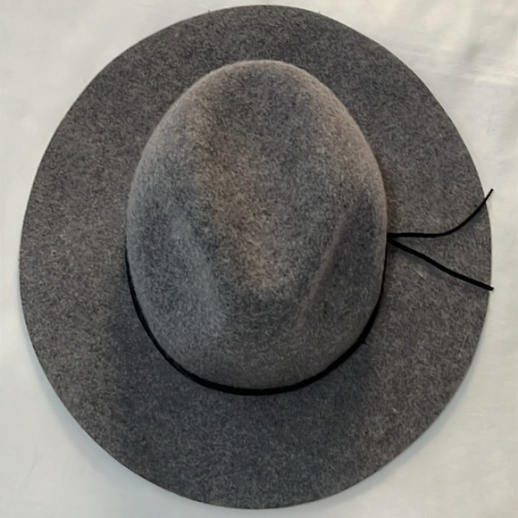 Gap 100% Wool Hat - Picture 2 of 5